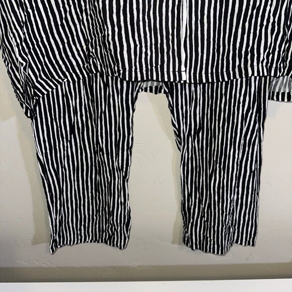 Donna Karan Sleepwear 2 Piece Black & White Button Down Capri Matching Set Med - Picture 4 of 6